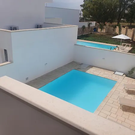Tre Cuori Con Piscina Privata - Villaggio Boncore